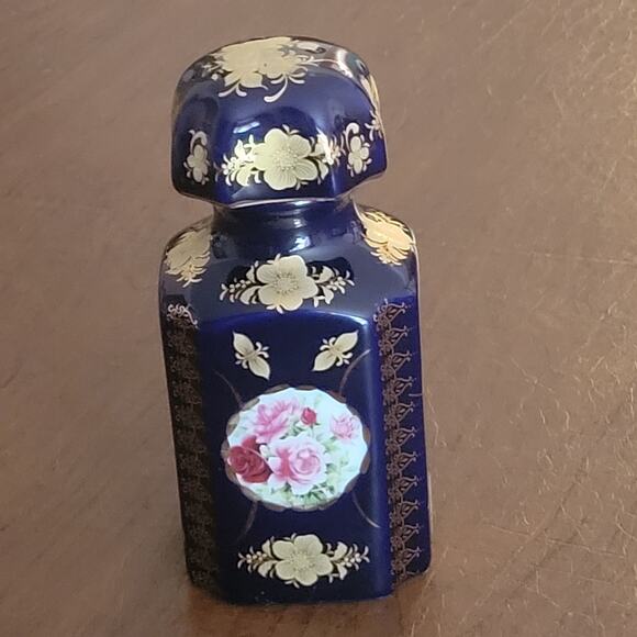 Vintage Limoges France Cobalt Blue Porcelain Jar 6” Tall Gold Gilt - Picture 12 of 13